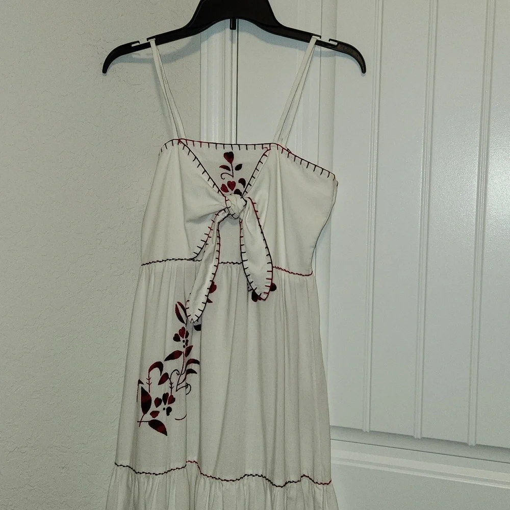 Maxi dress hand embroidered - Picture 2 of 7